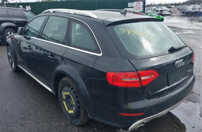 Audi A4 Allroad cena 22900 przebieg: 123784, rok produkcji 2013 z Ujście małe 56